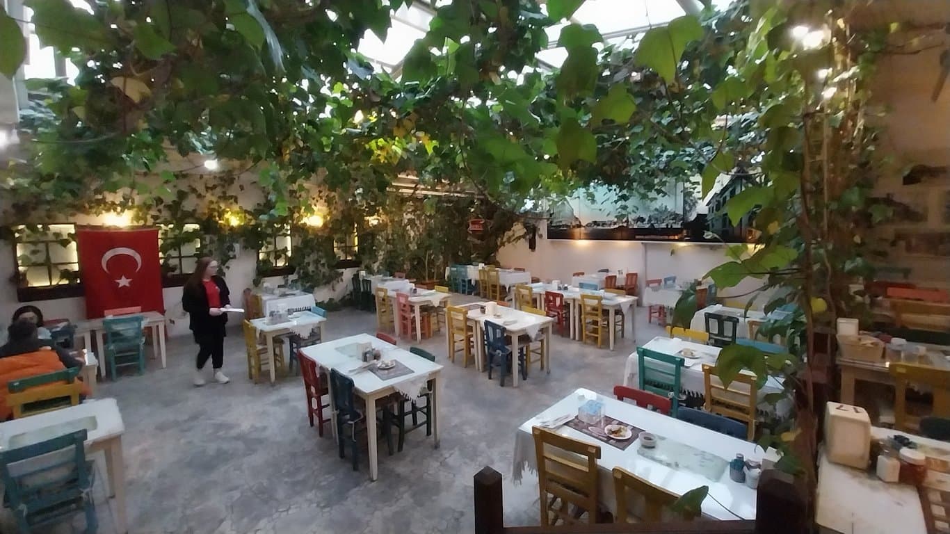 Asırlık İlyas Usta Lokantası