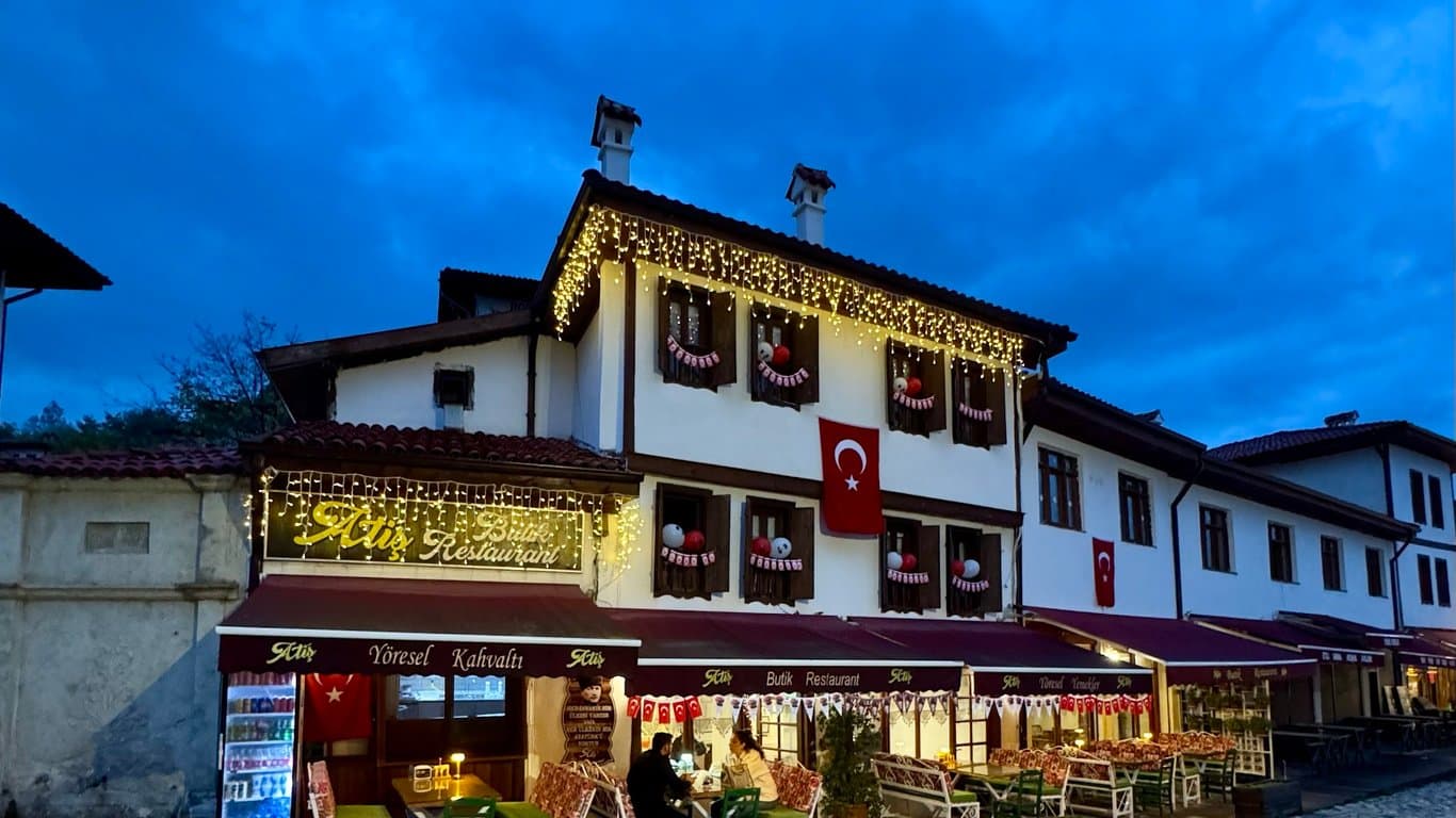 Atiş Butik Restaurant fotoğraf 5