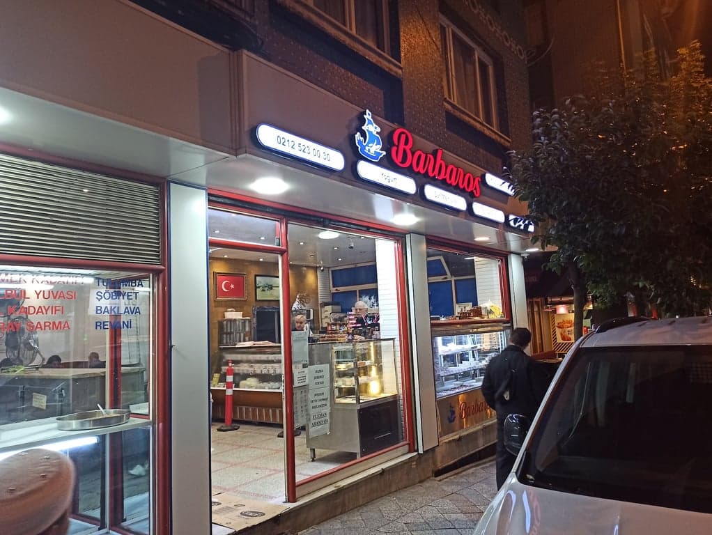 Barbaros Yoğurtçusu