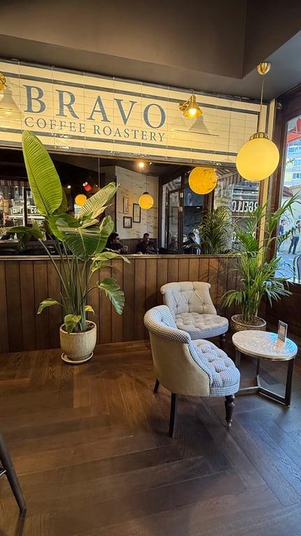 Bravo Coffee Roastery fotoğraf 6