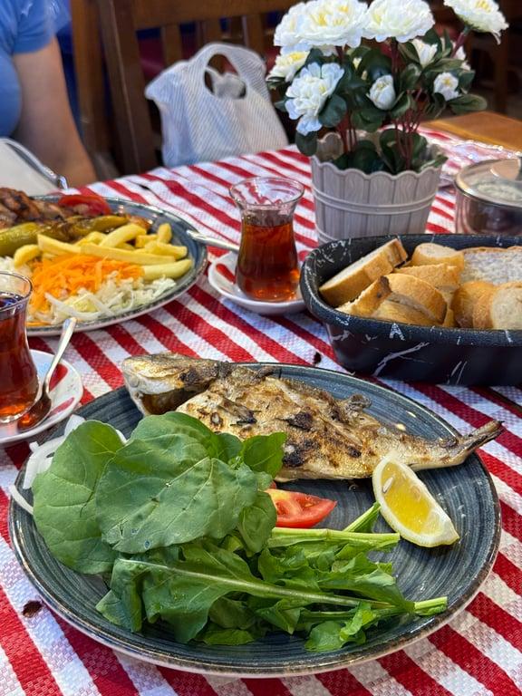Büyükada Kervan Restaurant fotoğraf 5