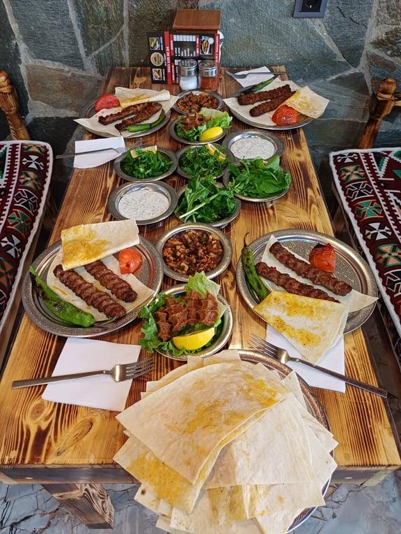 Tarihi tahtakale kebapçısı fotoğraf 2