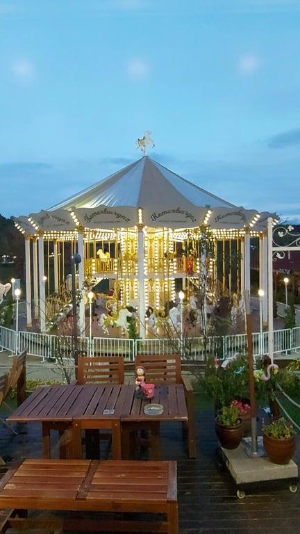 Carousel Cafe fotoğraf 2