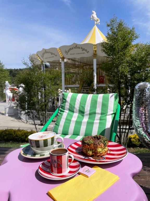 Carousel Cafe fotoğraf 4