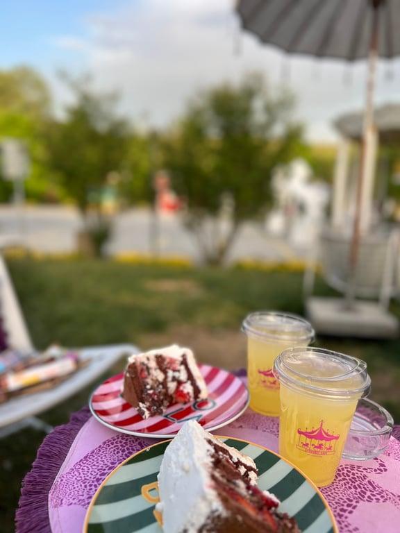 Carousel Cafe fotoğraf 6
