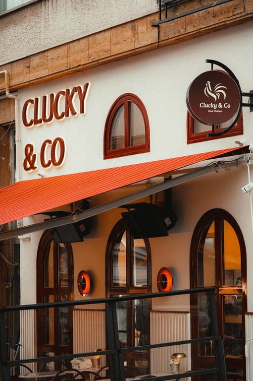 Clucky & Co - Fried Chicken