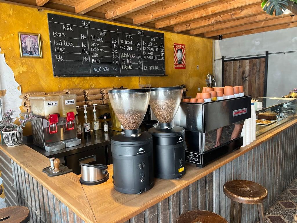 Coffee Shelter