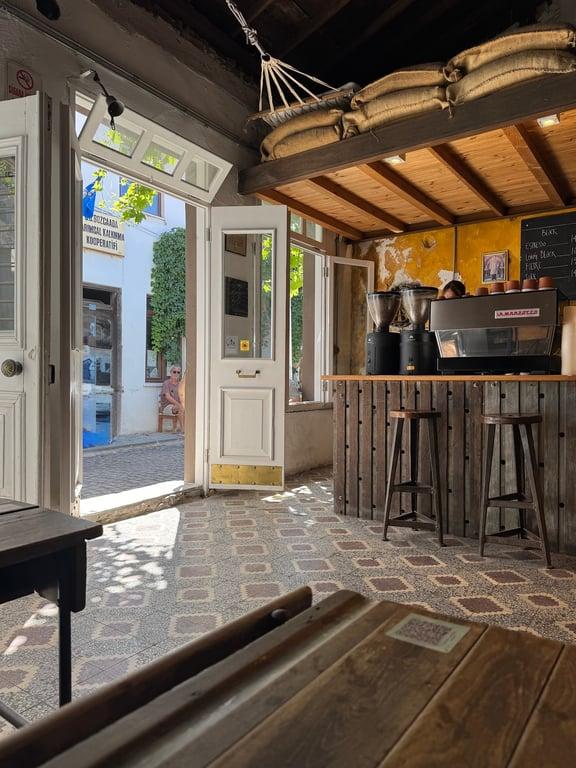 Coffee Shelter fotoğraf 5