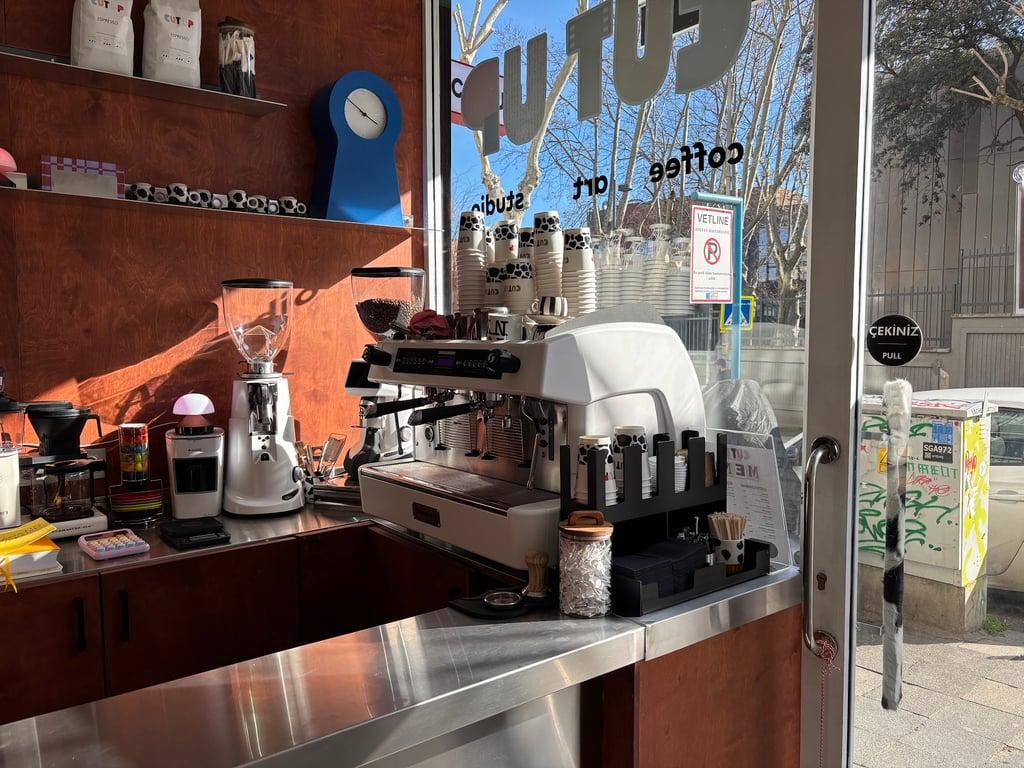 Cut Up Coffee & Art Gallery fotoğraf 5