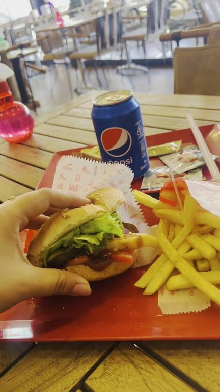 Bambi Cafe Mecidiyeköy fotoğraf 2