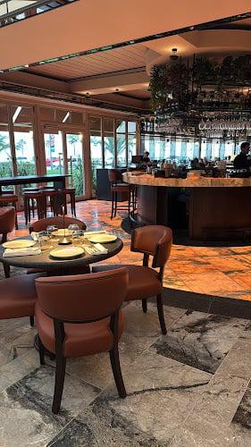 Catch Restaurant & Bar