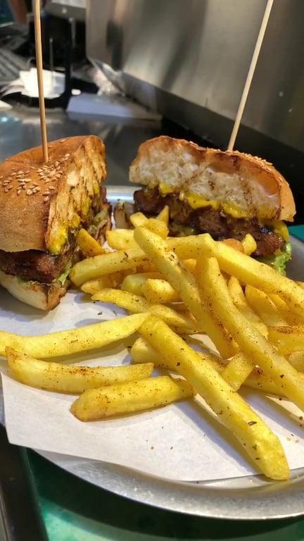Ercan Burger fotoğraf 2