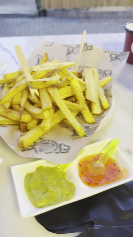 EsOeS BURGER fotoğraf 2