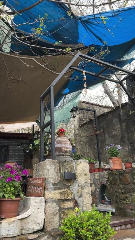 Adatepe Taş Cafe fotoğraf 2