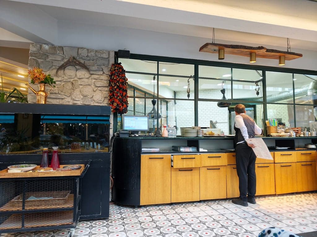 Fesleğen Restoran fotoğraf 3