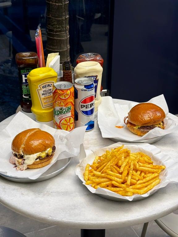 Fre's Burger Yeşilköy fotoğraf 4