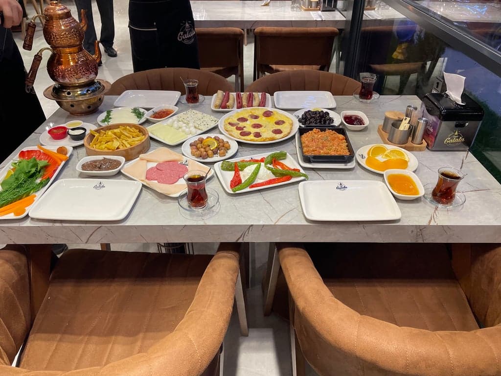 Gala Restaurant fotoğraf 3