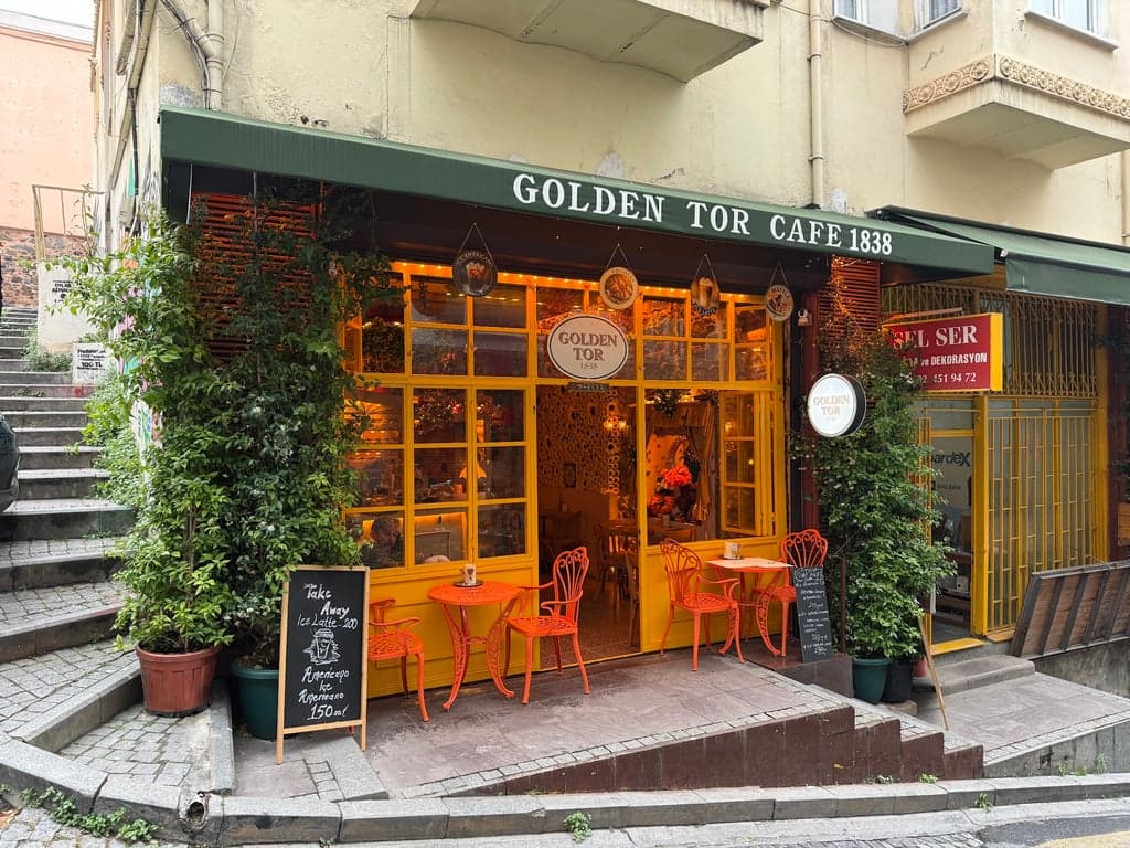 Golden Tor fotoğraf 1