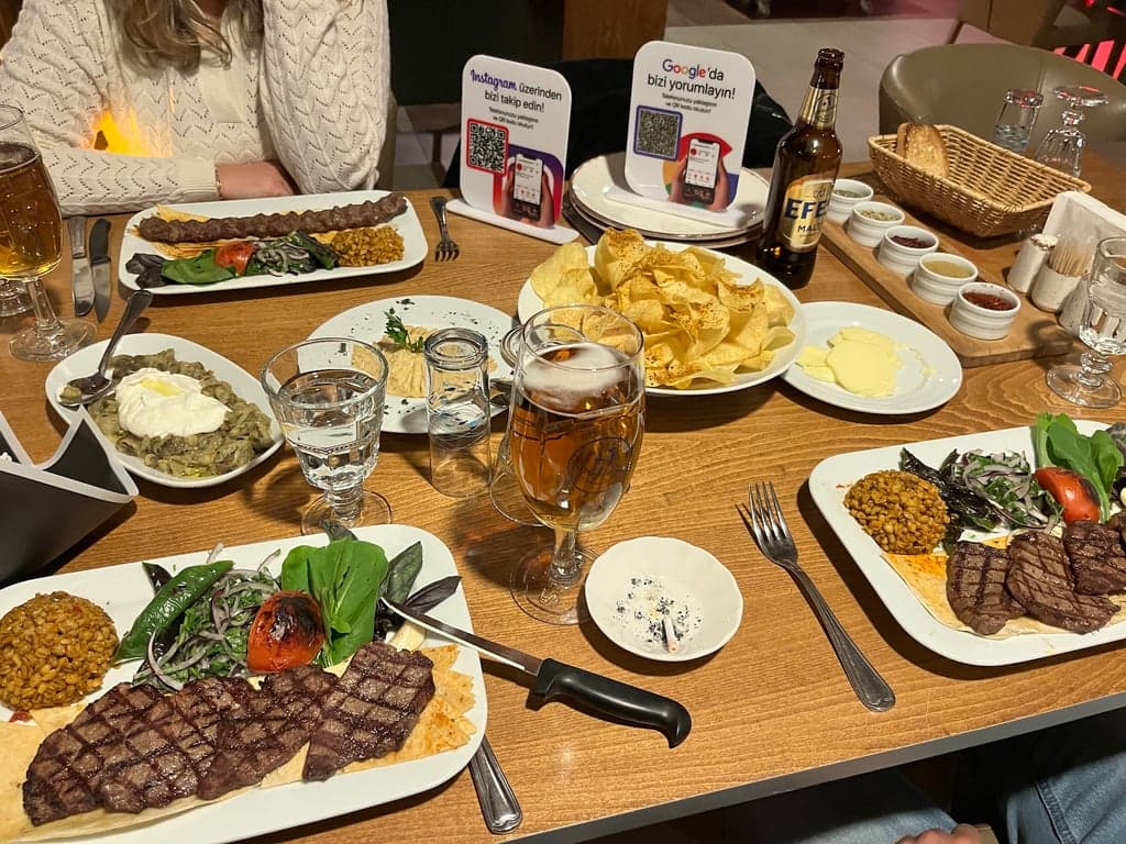 Güral Ocakbaşı Restaurant fotoğraf 5