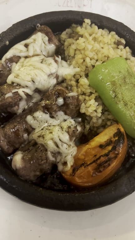 Güzelyurt Restaurant fotoğraf 2