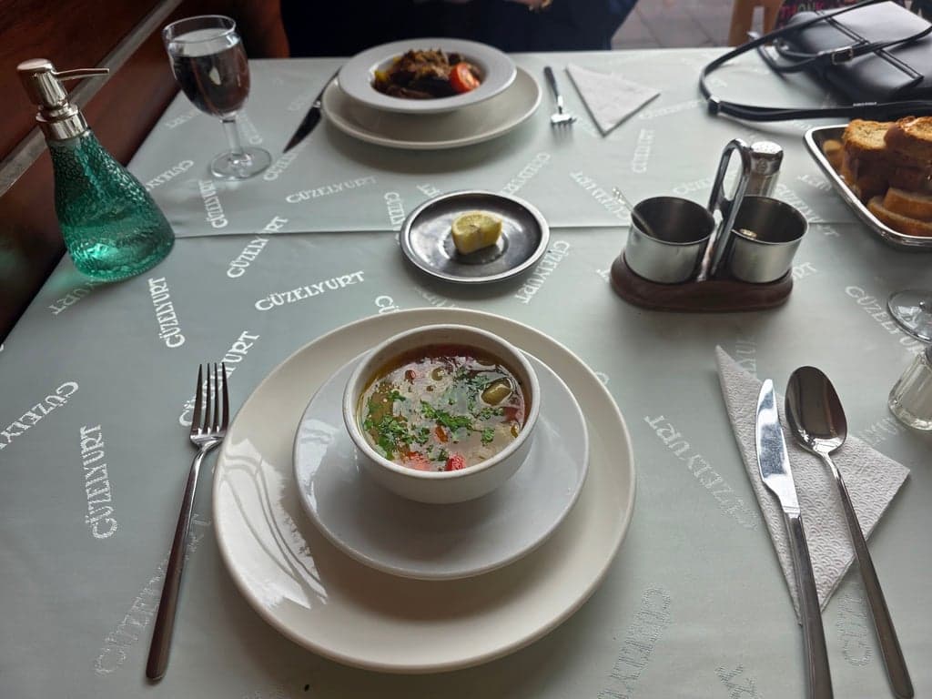 Güzelyurt Restaurant fotoğraf 3