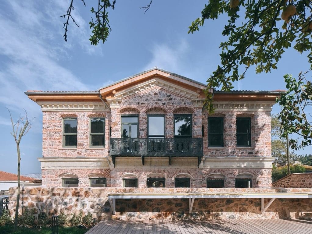 İBB Taş Mektep fotoğraf 3