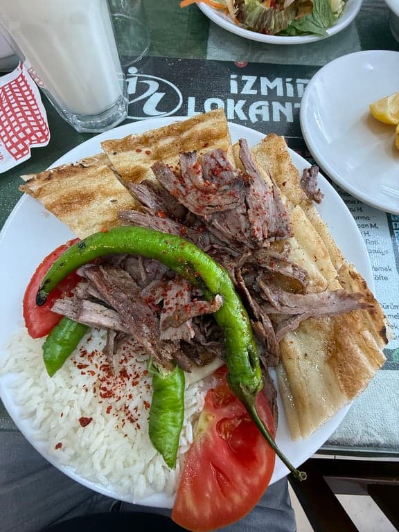 İzmir Lokantası fotoğraf 3