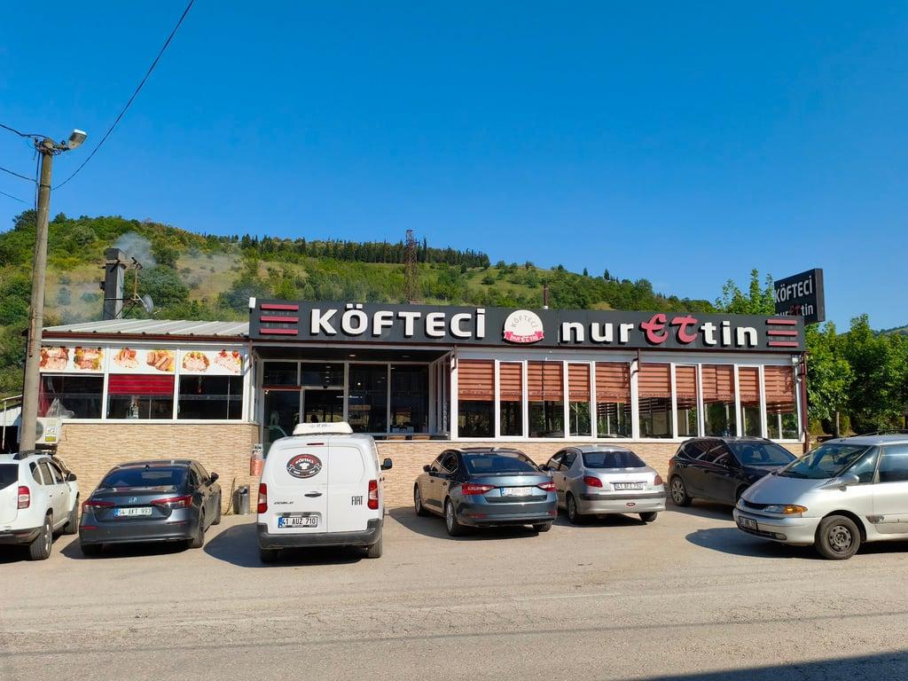 Köfteci Nurettin Kızderbent