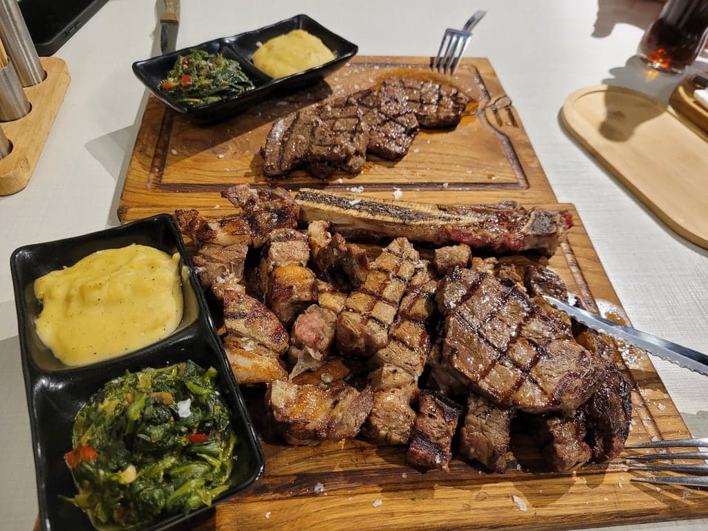 M Steakhouse & Burger fotoğraf 4