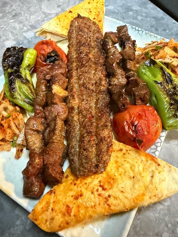 Mahalle Ocakbaşı fotoğraf 4
