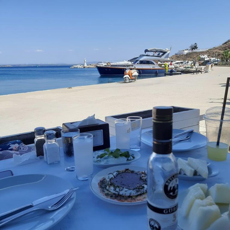 MaviBeyaz Restaurant fotoğraf 4