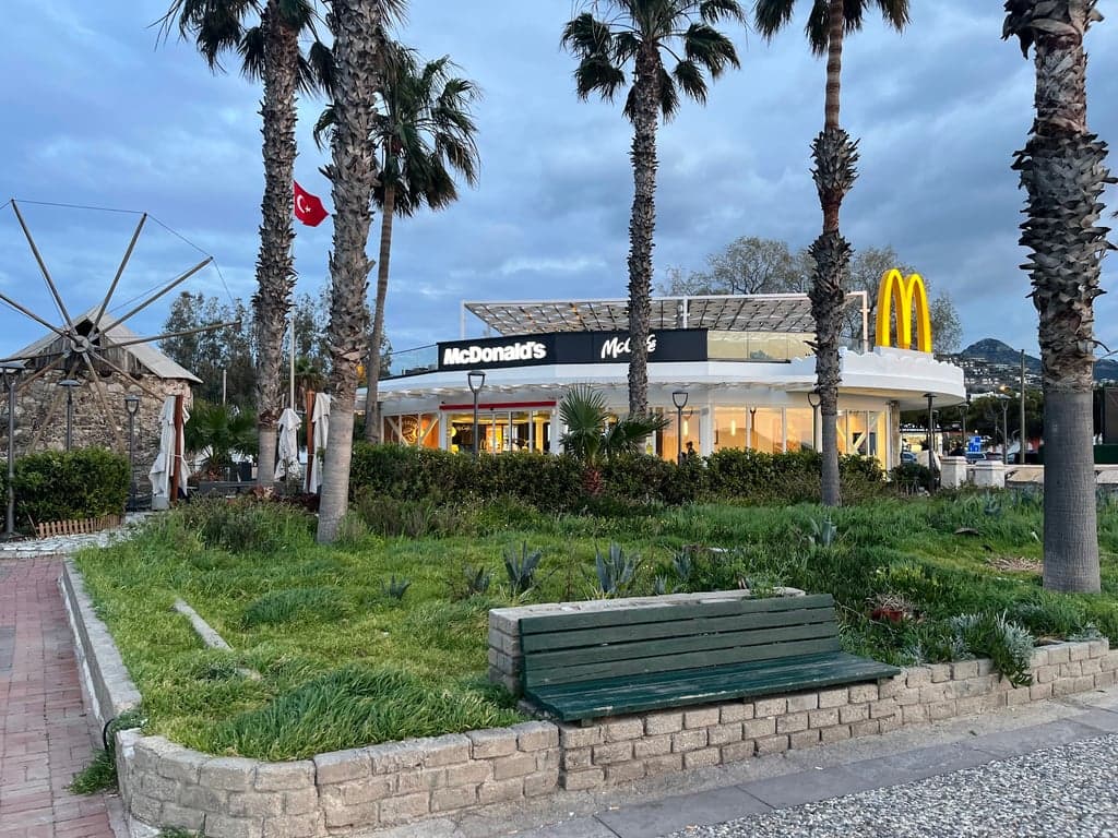 McDonald's Bodrum Yalıkavak fotoğraf 6