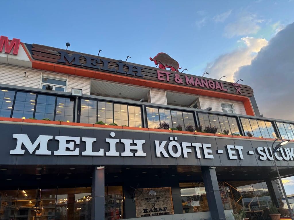 Melih Et Mangal