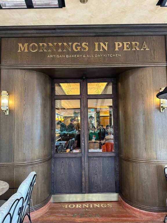 Mornings In Pera Yeşilköy