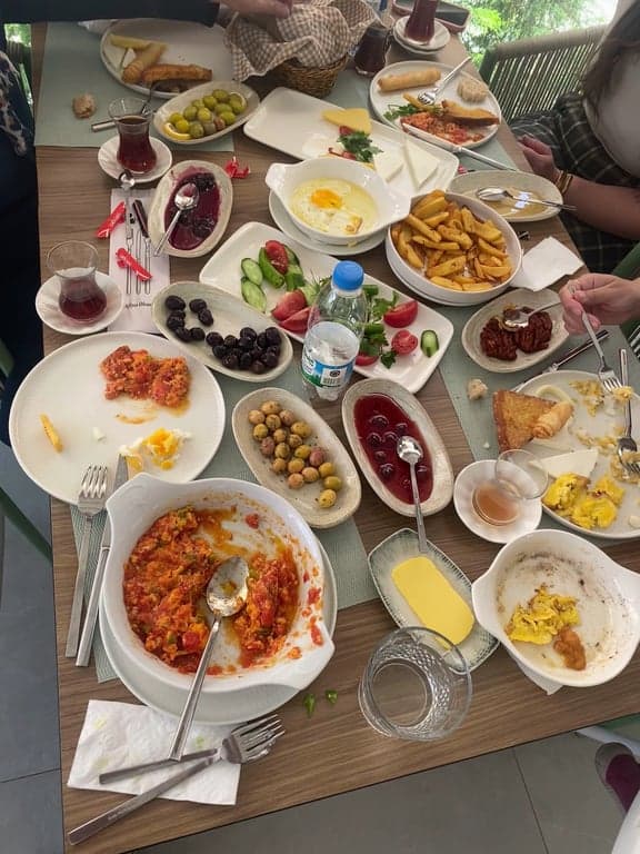 Nejla'nın Yeri Cafe & Restaurant fotoğraf 2