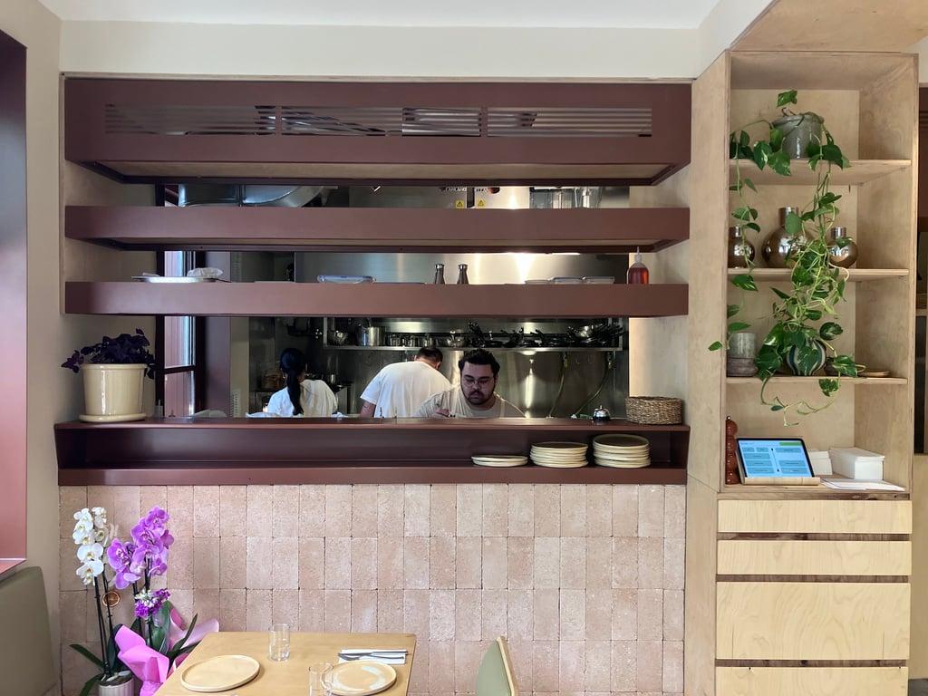 Neroli Daylight Kitchen