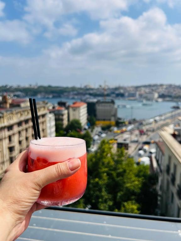 Opaque Rooftop Bar Karaköy fotoğraf 6