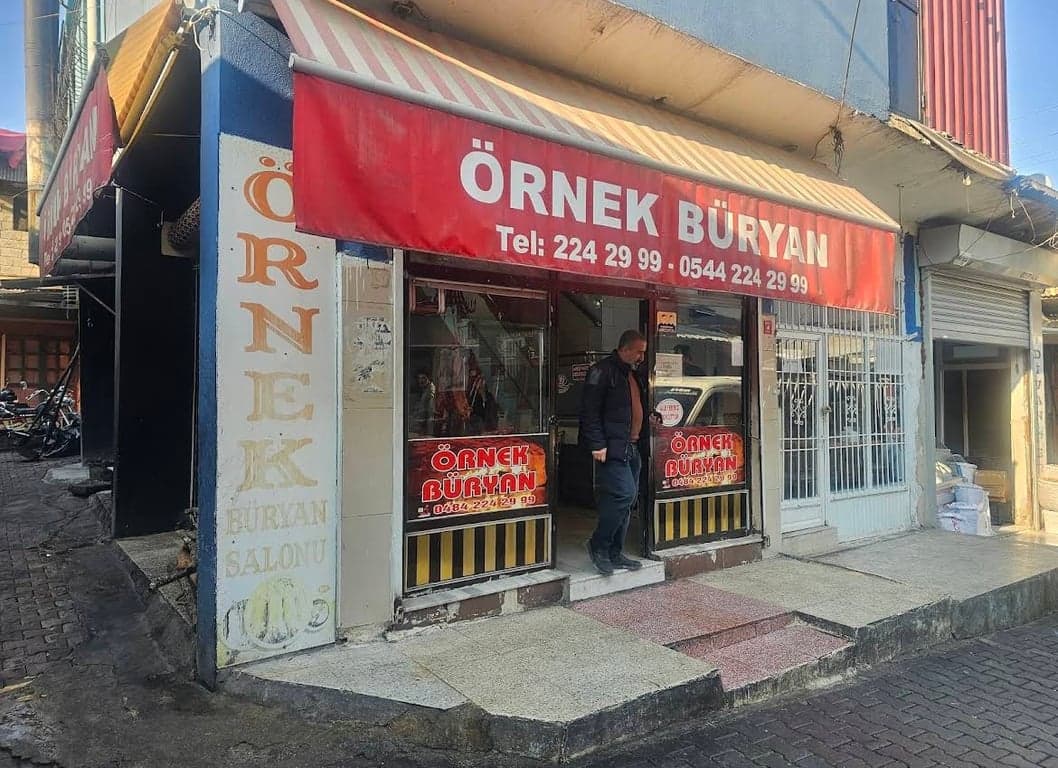 Örnek Büryan Salonu