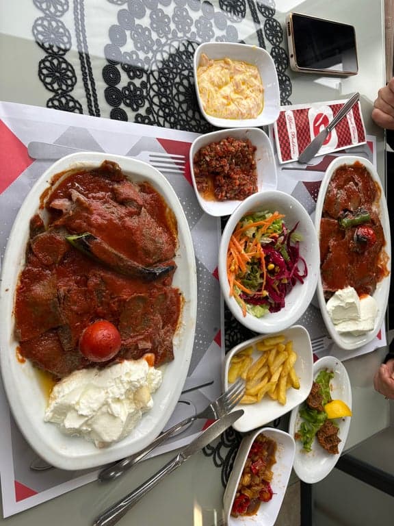 Öz Hanedan İskender fotoğraf 13