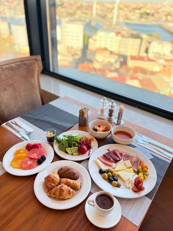 Peyvaz Rooftop Restaurant