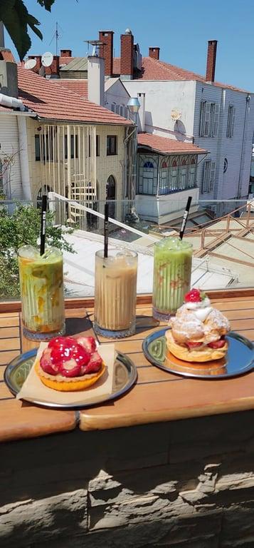 Piér Büyükada Coffee & Matcha fotoğraf 2