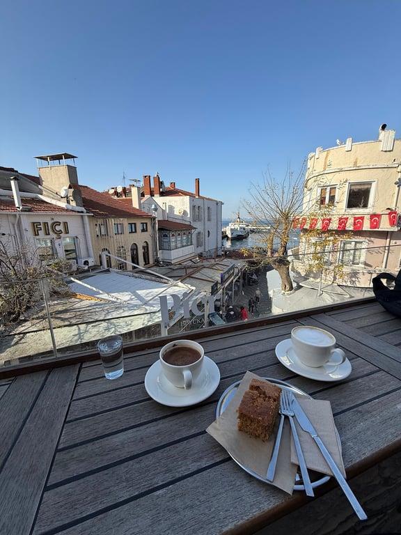 Piér Büyükada Coffee & Matcha fotoğraf 4