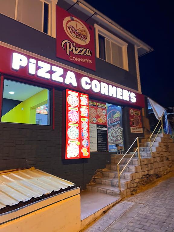 Pizza corner's