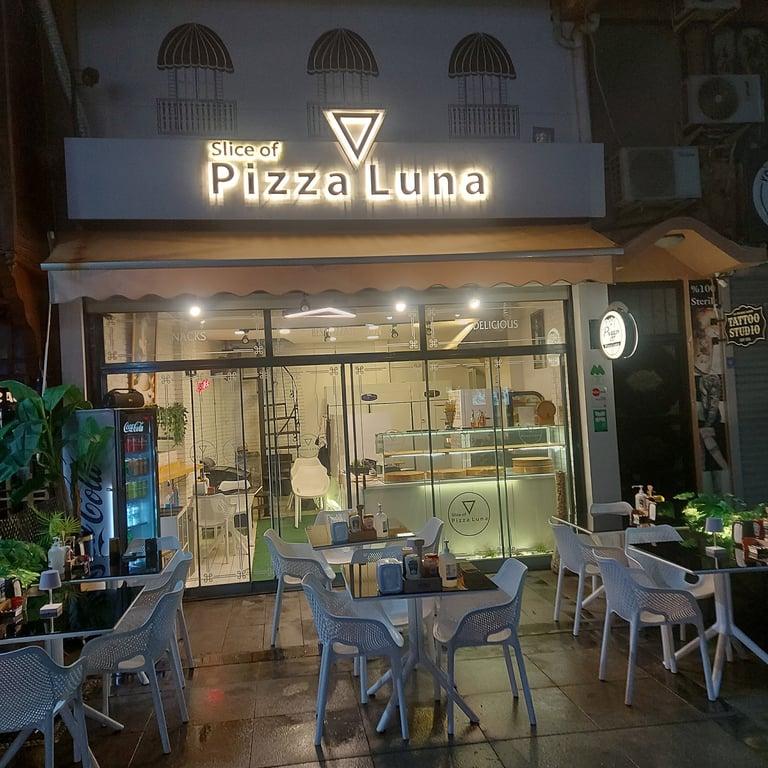 Slice of Pizza Luna