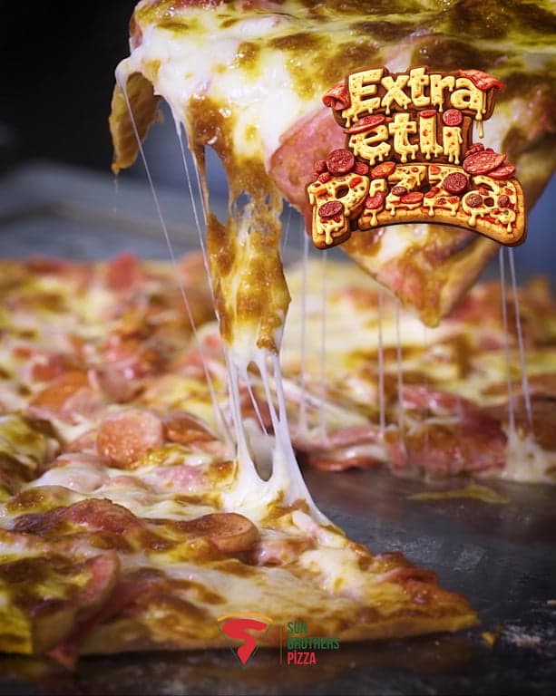 Sun Brothers Pizza Van fotoğraf 3