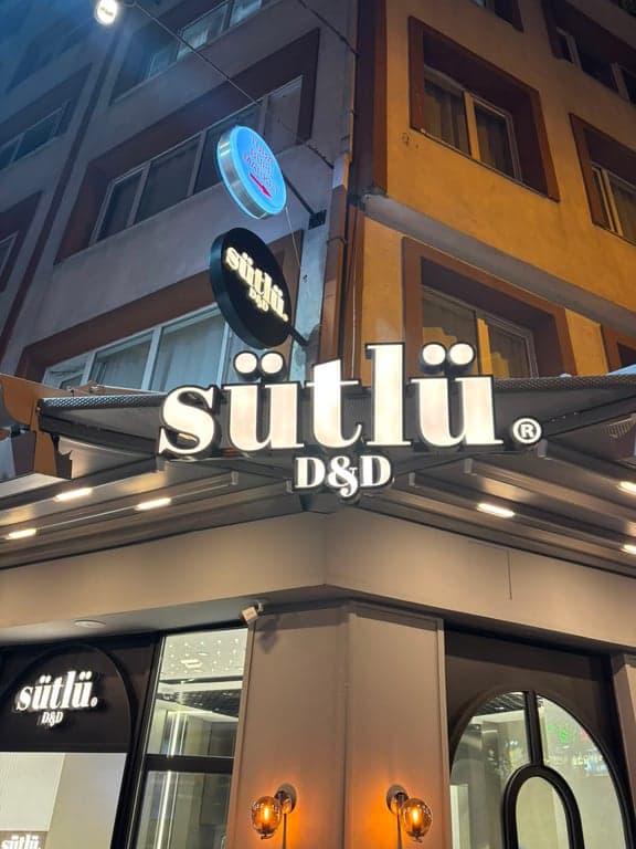 Sütlü D&D Üsküdar fotoğraf 1