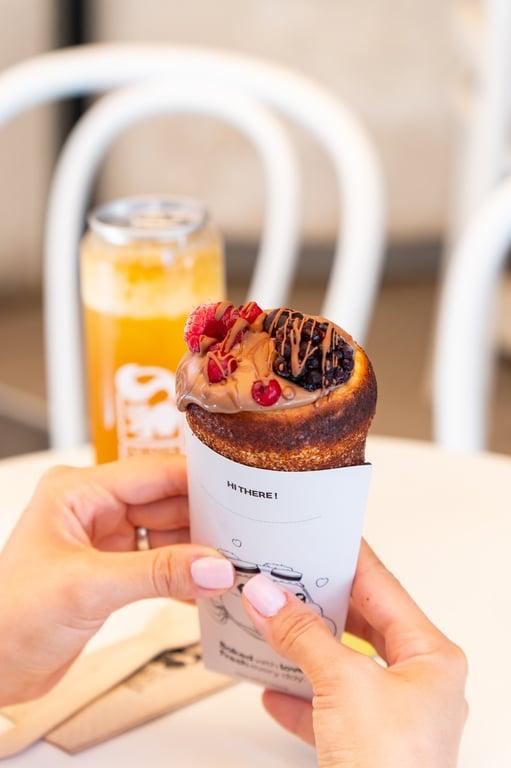 Swivel Cafe & Bakery fotoğraf 3