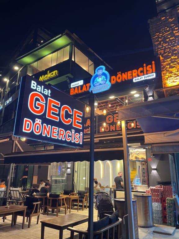 Tarihi Balat Gece Dönercisi fotoğraf 1
