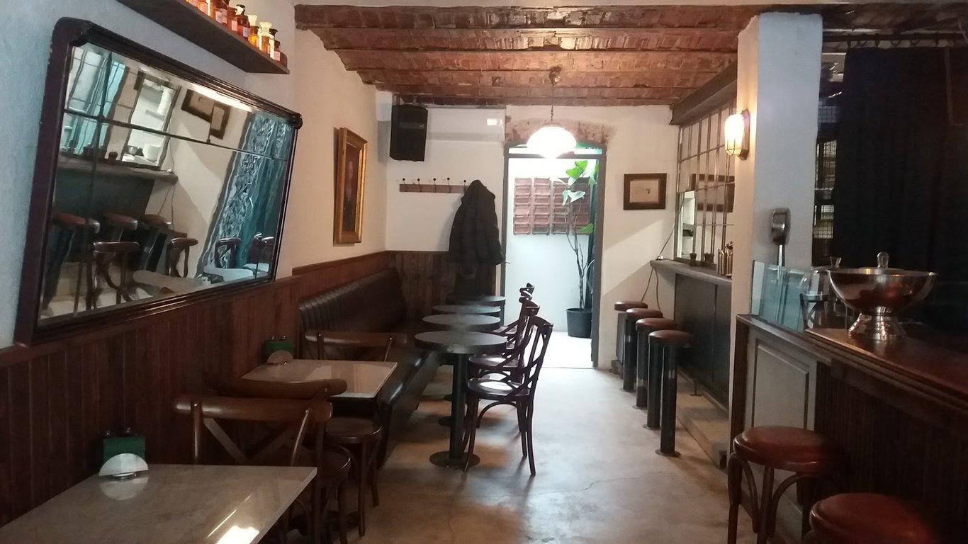 Tavern fotoğraf 5