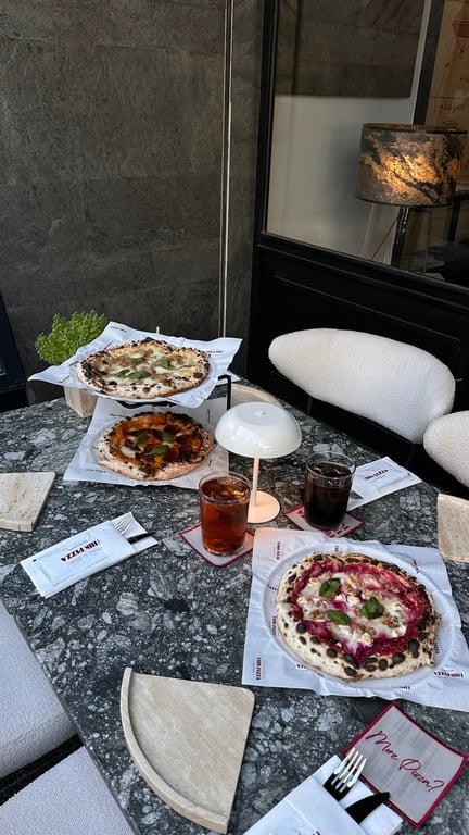 Thin Pizza fotoğraf 6